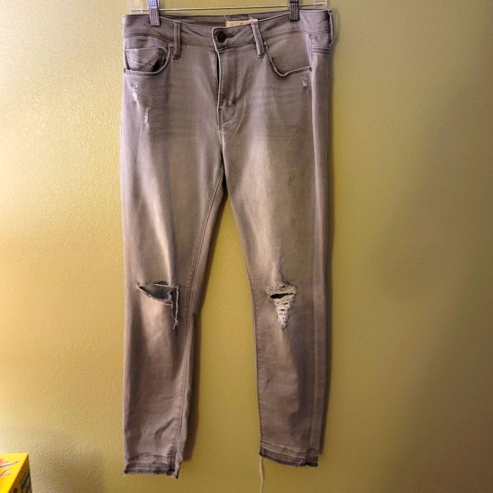 Unpublished size 29 gray distressed jeans